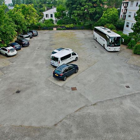 Hotel Garibaldi ปาโดวา ภายนอก รูปภาพ