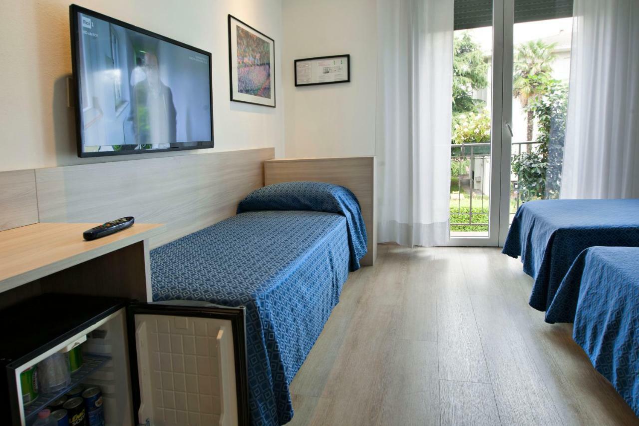 Hotel Garibaldi ปาโดวา ภายนอก รูปภาพ